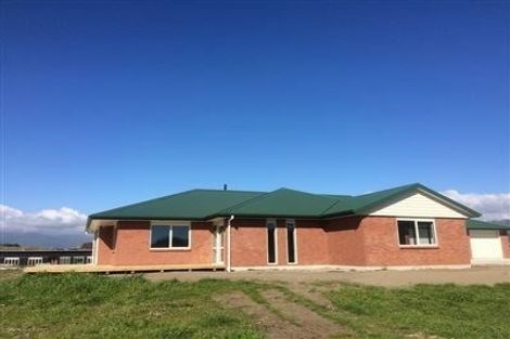 Photo of property in 34 Sims Road, Te Horo Beach, Otaki, 5581