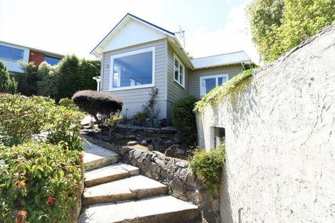 Photo of property in 16 Marine Parade, Macandrew Bay, Dunedin, 9014