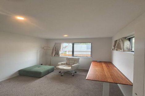 Photo of property in 49e Oaktree Avenue, Browns Bay, Auckland, 0630