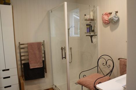 Photo of property in 21 Creagh Street, Tapu, Thames, 3575