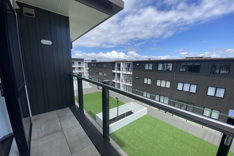 Photo of property in 23/11 Carlos Drive, Flat Bush, Auckland, 2016