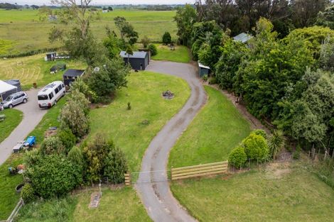 Photo of property in 8 Weka Street, Te Kiri, Opunake, 4682