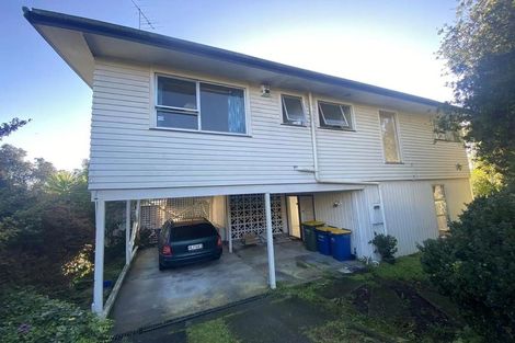 Photo of property in 11 Idyll Place, Northcross, Auckland, 0632