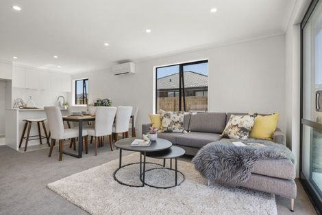 Photo of property in 5 Pouate Way, Waiuku, 2123