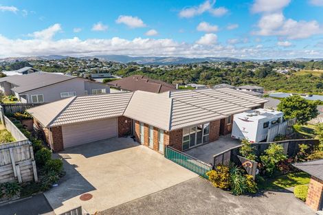 Photo of property in 25 Kahurangi Heights, Aotea, Porirua, 5024
