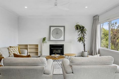 Photo of property in 29 Harvey Street, Waipahihi, Taupo, 3330