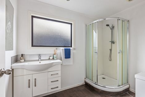 Photo of property in 29 Lavinia Crescent, Mangere East, Auckland, 2024