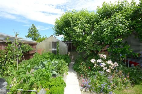 Photo of property in 4 Grahams Road, Ilam, Christchurch, 8041