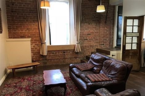 Photo of property in 37 Dowling Street, Dunedin Central, Dunedin, 9016