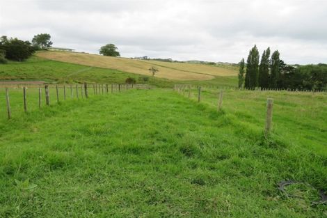 Photo of property in 23 Church Road, Matakohe, 0593