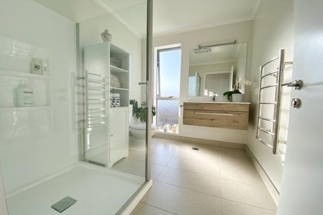 Photo of property in 18 Rangihina Road, Hobsonville, Auckland, 0616