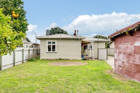Photo of property in 35 Taradale Road, Marewa, Napier, 4110
