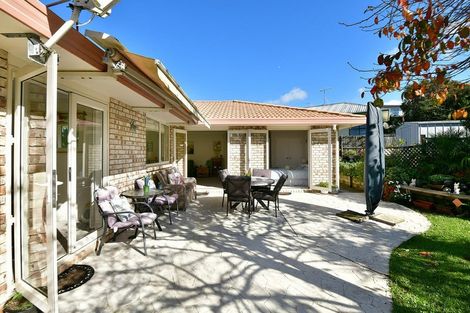 Photo of property in 9 Robinia Place, Snells Beach, 0920