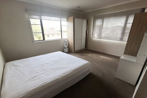 Photo of property in 2a Dapple Place, Flat Bush, Auckland, 2019