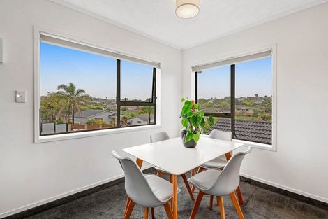 Photo of property in 23 Bay Street, Red Beach, 0932