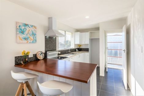 Photo of property in 4/4a Hayton Road, Hornby, Christchurch, 8042