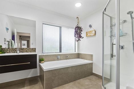 Photo of property in 29 Wautaiti Drive, Riverhead, 0820