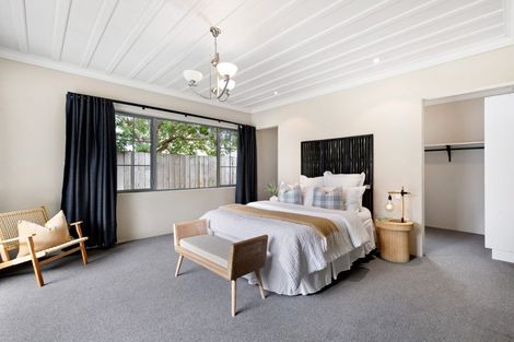 Photo of property in 12 Orbell Drive, Lake Hayes, Queenstown, 9304