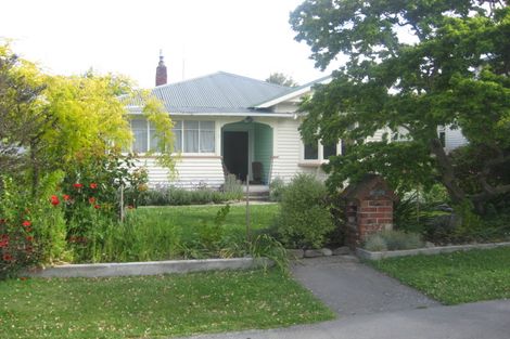 Photo of property in 16 Corson Avenue, Beckenham, Christchurch, 8023