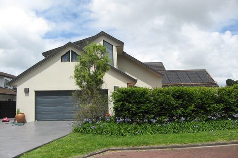 Photo of property in 6 Adios Place, Conifer Grove, Takanini, 2112