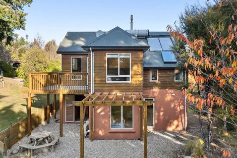 Photo of property in 8 Drake Place, Lake Hawea, Wanaka, 9382