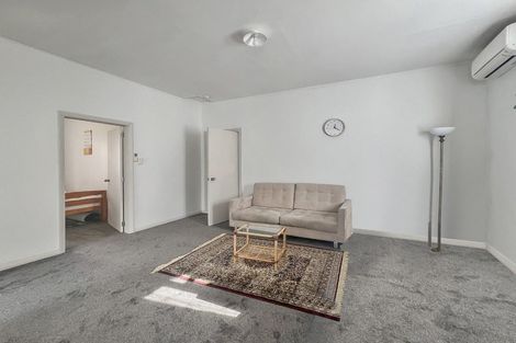 Photo of property in 124 Randwick Road, Moera, Lower Hutt, 5010