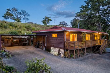 Photo of property in 1/76 Chilcott Road, Henderson, Auckland, 0612