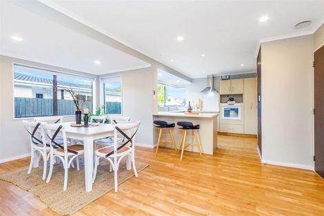 Photo of property in 100 John F Kennedy Drive, Milson, Palmerston North, 4414