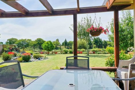 Photo of property in 35 Edgewater Grove, Whakatane, 3120