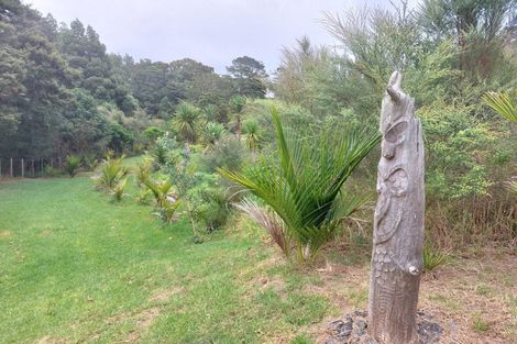 Photo of property in 147 Whaka Road, Maungaturoto, 0520