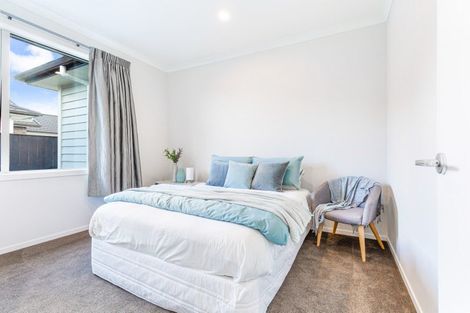 Photo of property in 26 Korako Drive, Kumeu, 0810