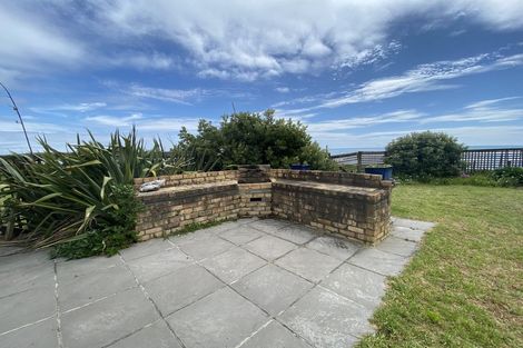 Photo of property in 4 Beach Road, Mokau, 4376