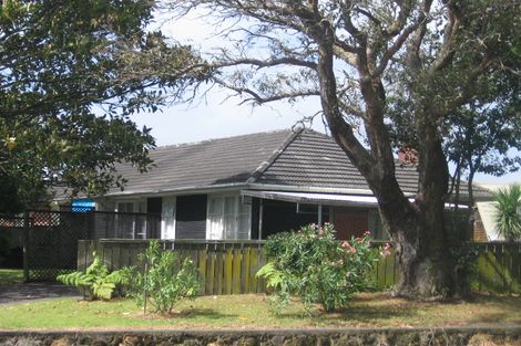 Photo of property in 2/41 Rata Street, New Lynn, Auckland, 0600