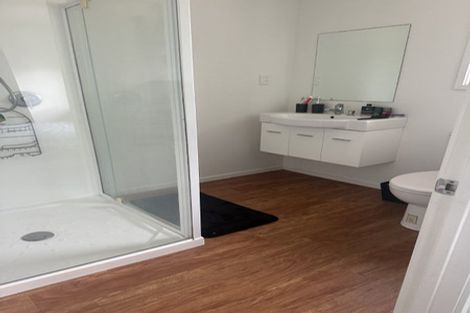 Photo of property in 4a Royal Park Drive, Parklands, Christchurch, 8083