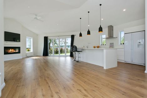 Photo of property in 15 Riverside Lane, Karapiro, Cambridge, 3494