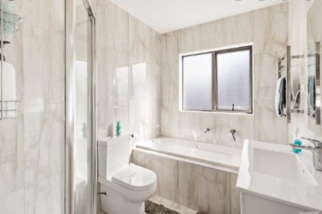 Photo of property in 234 Sturges Road, Henderson, Auckland, 0612