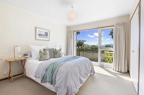 Photo of property in 13 Prestige Place, Castor Bay, Auckland, 0620