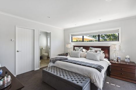 Photo of property in 176 Milne Drive, Paraparaumu, 5032