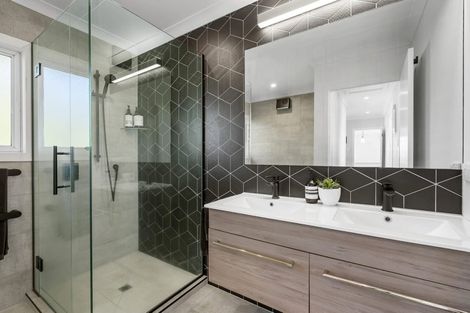 Photo of property in 3/7 Onepoto Road, Hauraki, Auckland, 0622