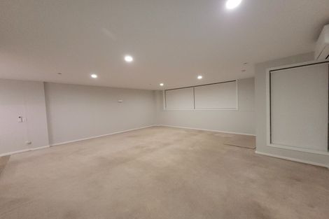 Photo of property in Stadium Garden Flats, 315/107 Thorndon Quay, Pipitea, Wellington, 6011