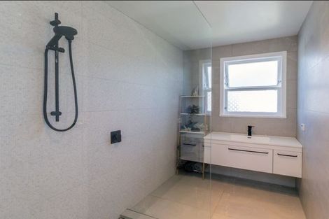 Photo of property in 172 Queen Street West, Levin, 5510