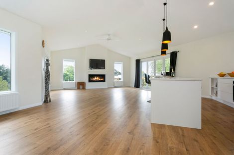 Photo of property in 15 Riverside Lane, Karapiro, Cambridge, 3494