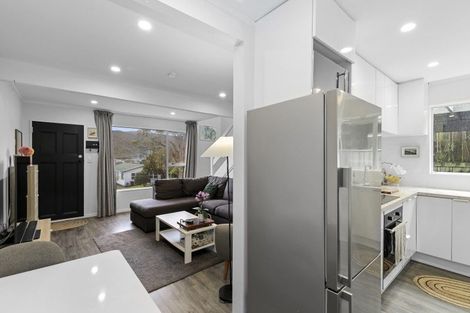 Photo of property in 18a Kingsley Street, Stokes Valley, Lower Hutt, 5019