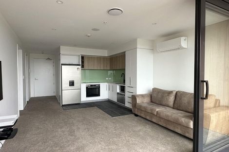 Photo of property in 904/1 Buscomb Avenue, Henderson, Auckland, 0610