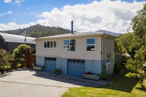 Photo of property in 22 Seaview Avenue, Te Puru, Thames, 3575