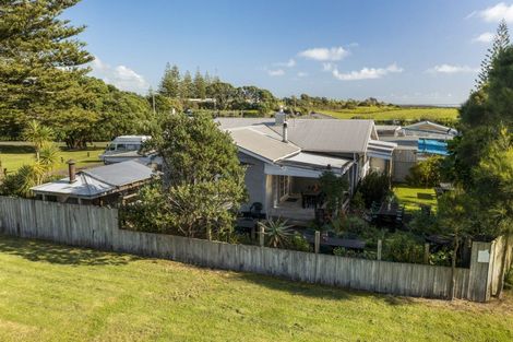 Photo of property in 9 West Beach, Waitara, 4320