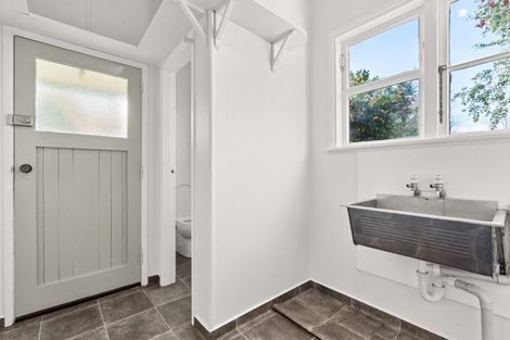 Photo of property in 3 Stamford Place, Lansdowne, Masterton, 5810