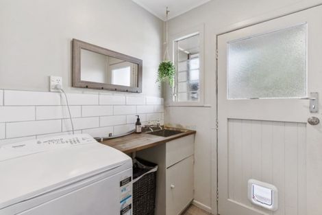 Photo of property in 43b Tuhikaramea Road, Dinsdale, Hamilton, 3204