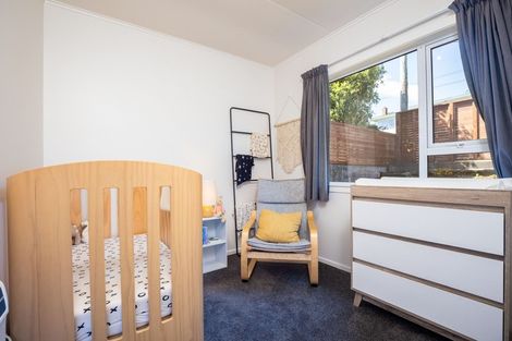 Photo of property in 43 Essex Street, Vogeltown, New Plymouth, 4310