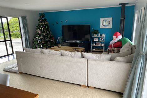 Photo of property in 15 South Avenue, Kaukapakapa, 0871